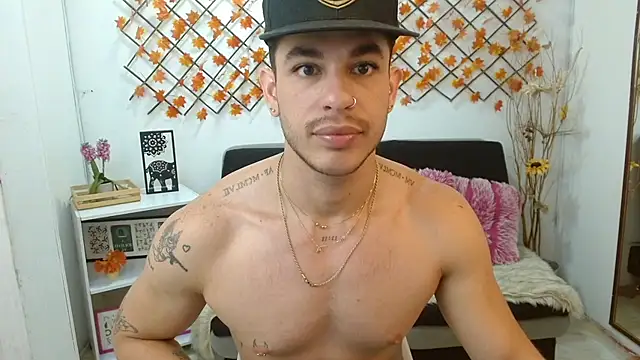  Juan023  online show from 07/09/26, 03:32