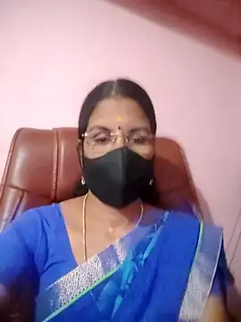 Snapshot of tamil_peenqueen chatting on 07/09/26, 06:28 tamil peenqueen online show from 07/09/26, 06:28