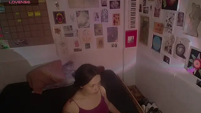 Pretty cheer online show from 08/07/26, 01:07