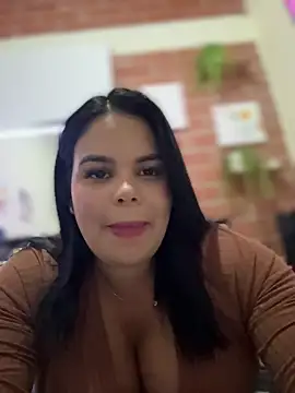 AliceStarshine online show from 02/15/26, 02:30