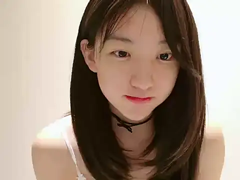 Snapshot of miumikkkki chatting on 07/13/26, 12:08 miumikkkki online show from 07/13/26, 12:08