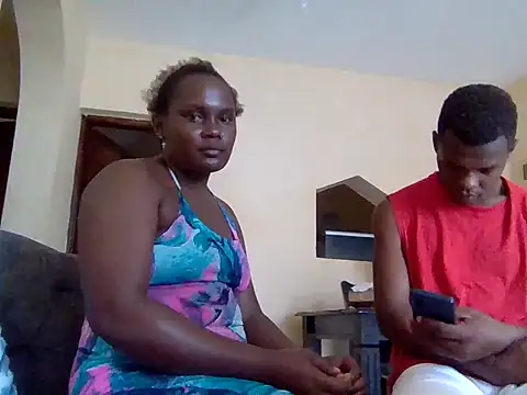Snapshot of Sirmalik_ chatting on 07/15/26, 07:35 Sirmalik online show from 07/15/26, 07:35
