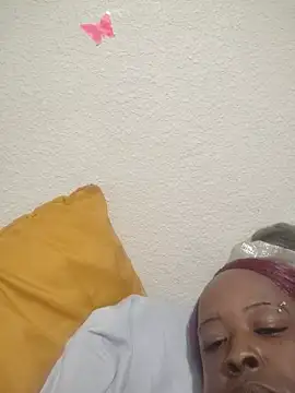 Snapshot of Deeona chatting on 07/09/26, 10:41 Deeona online show from 07/09/26, 10:41