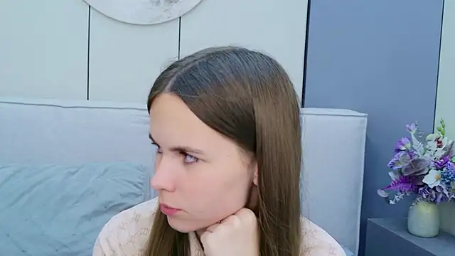 Thalia Croft online show from 08/01/26, 11:53