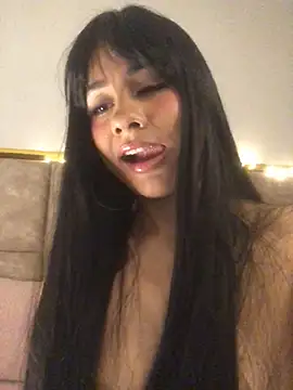 Snapshot of SelinaKat chatting on 07/26/26, 06:10 SelinaKat online show from 07/26/26, 06:10