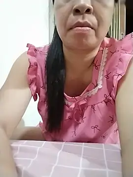 Snapshot of Mina-Xinh68 chatting on 07/08/26, 02:21 Mina-Xinh68 online show from 07/08/26, 02:21