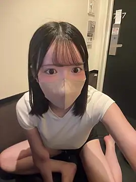 Snapshot of Mirei4519 chatting on 07/16/26, 12:44 Mirei4519 online show from 07/16/26, 12:44