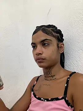 LaReynaZendeyaElite online show from 07/15/26, 11:37