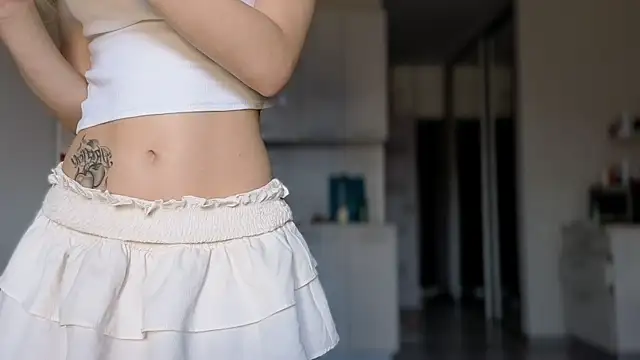 Snapshot of Luna_mp4 chatting on 07/15/26, 08:41 Luna mp4 online show from 07/15/26, 08:41