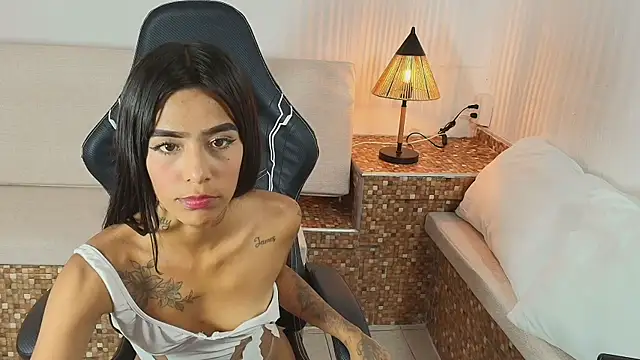 Scarlett Mia online show from 07/10/26, 08:11