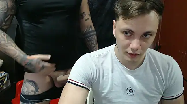 Snapshot of kike_energy chatting on 01/08/25, 07:56 kike energy online show from 01/08/25, 07:56