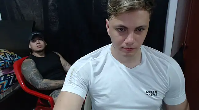 Snapshot of kike_energy chatting on 02/08/25, 08:10 kike energy online show from 02/08/25, 08:10