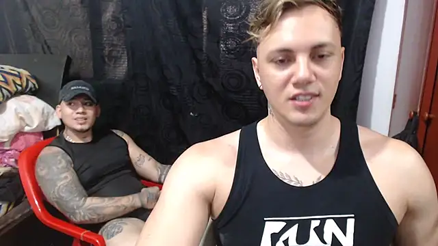 Snapshot of kike_energy chatting on 03/11/25, 07:58 kike energy online show from 03/11/25, 07:58