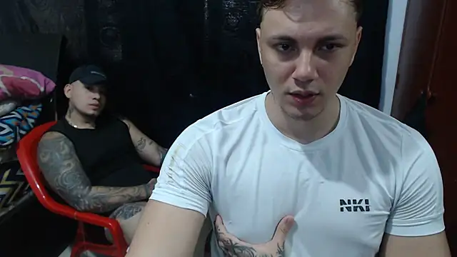 Snapshot of kike_energy chatting on 03/12/25, 07:49 kike energy online show from 03/12/25, 07:49