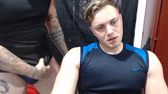 Snapshot of kike_energy chatting on 03/14/25, 08:06 kike energy online show from 03/14/25, 08:06