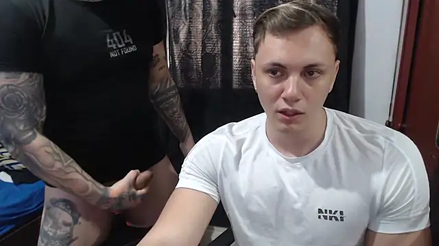 Snapshot of kike_energy chatting on 09/19/25, 07:14 kike energy online show from 09/19/25, 07:14