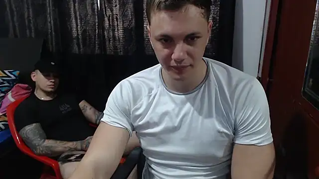 Snapshot of kike_energy chatting on 09/22/25, 07:05 kike energy online show from 09/22/25, 07:05