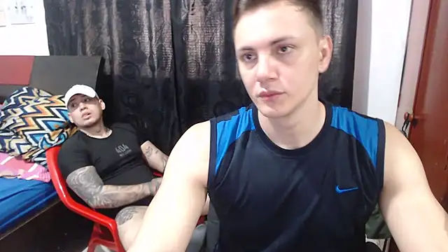 Snapshot of kike_energy chatting on 10/04/25, 04:05 kike energy online show from 10/04/25, 04:05