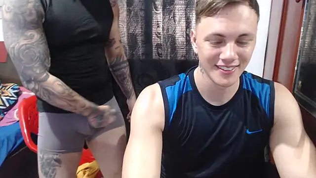 Snapshot of kike_energy chatting on 10/26/25, 07:09 kike energy online show from 10/26/25, 07:09