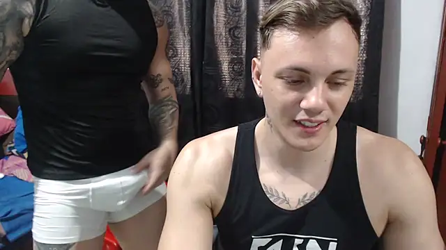 Snapshot of kike_energy chatting on 11/05/25, 07:25 kike energy online show from 11/05/25, 07:25