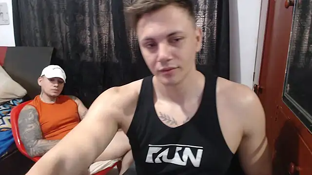 Snapshot of kike_energy chatting on 11/19/25, 07:47 kike energy online show from 11/19/25, 07:47