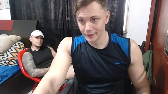 Snapshot of kike_energy chatting on 11/22/25, 07:24 kike energy online show from 11/22/25, 07:24