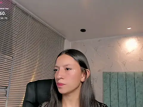 Snapshot of Mia_velmont chatting on 08/07/26, 04:14 Mia velmont online show from 08/07/26, 04:14
