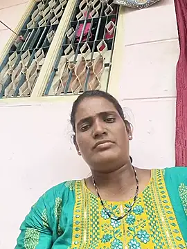 Snapshot of tamilchoclatebaby chatting on 07/16/26, 05:13 tamilchoclatebaby online show from 07/16/26, 05:13