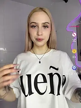 Lilechka Moon online show from 07/15/26, 11:48