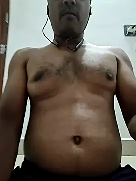 Snapshot of Nilanlove chatting on 07/13/26, 08:11 Nilanlove online show from 07/13/26, 08:11