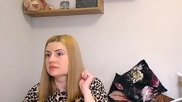 alisenties online show from 04/08/26, 03:45