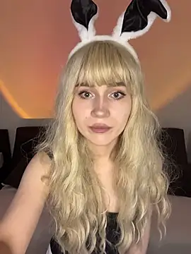 Charlotte Pretty online show from 07/14/26, 05:01