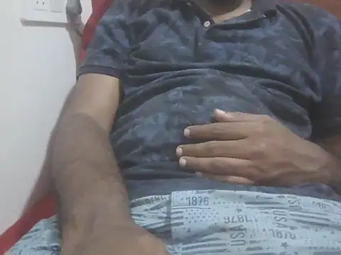 Snapshot of phimosis30 chatting on 07/13/26, 01:58 phimosis30 online show from 07/13/26, 01:58