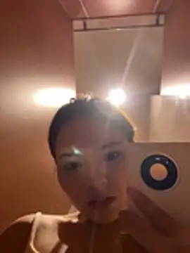Snapshot of nide-xiaoxue chatting on 07/23/26, 12:36 nide-xiaoxue online show from 07/23/26, 12:36