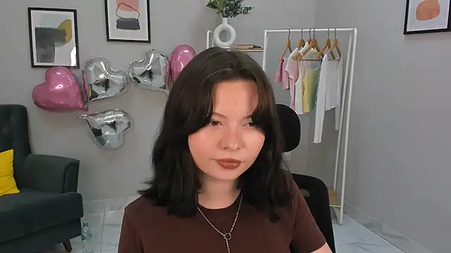 Gloria  Torres online show from 07/14/26, 01:50