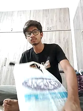 Badboy Gaurav 04073 online show from 07/14/26, 10:21