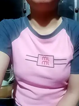 Snapshot of Miu_baby09 chatting on 07/15/26, 03:06 Miu baby09 online show from 07/15/26, 03:06