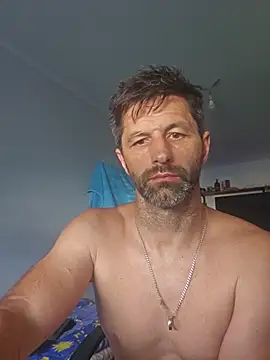 Snapshot of AndrejZa chatting on 07/14/26, 03:07 AndrejZa online show from 07/14/26, 03:07