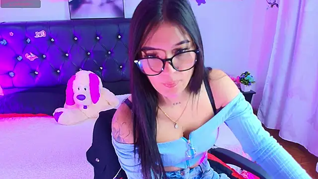 Stefanny Sweett  online show from 07/15/26, 12:32