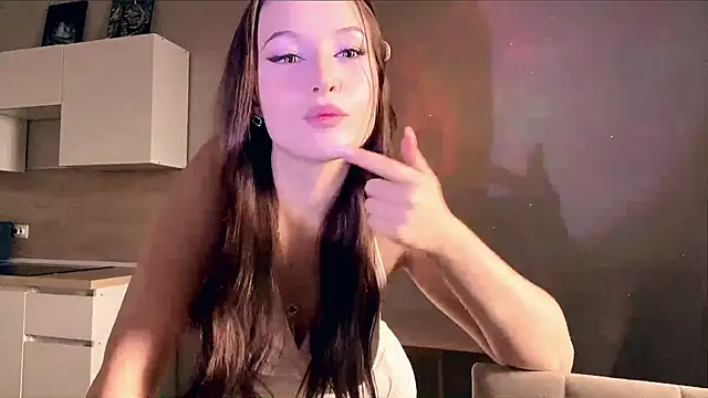 Snapshot of lil_LYA_23 chatting on 07/16/26, 11:05 lil LYA 23 online show from 07/16/26, 11:05