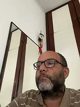 Snapshot of CASALSAFADOONE chatting on 07/15/26, 08:03 CASALSAFADOONE online show from 07/15/26, 08:03