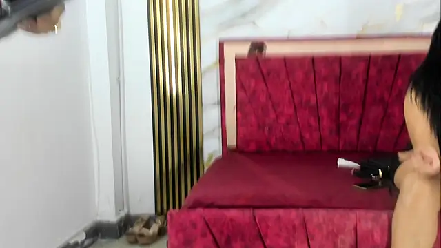 hotmommy Maia online show from 07/16/26, 04:40