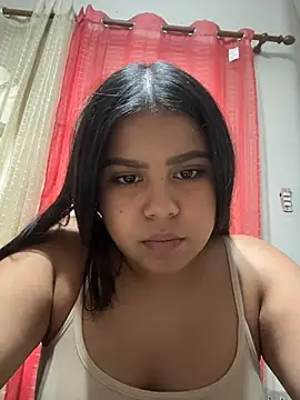 Snapshot of queen_valki chatting on 08/05/26, 09:17 queen valki online show from 08/05/26, 09:17