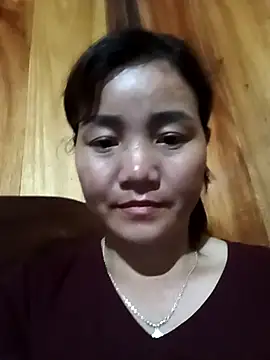 Quee Quee online show from 07/16/26, 10:54