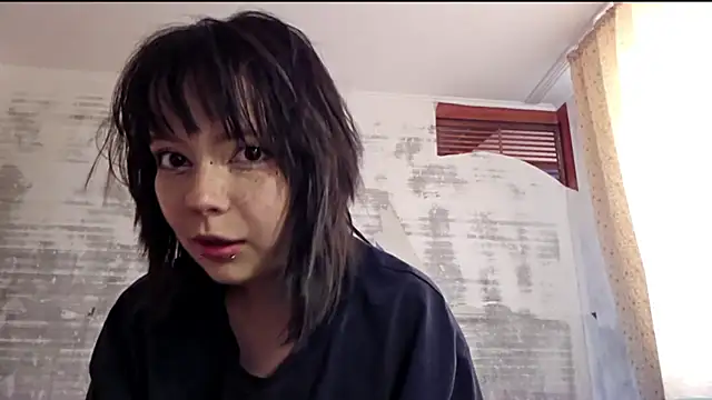 Snapshot of YunLettinga chatting on 07/30/26, 10:36 YunLettinga online show from 07/30/26, 10:36
