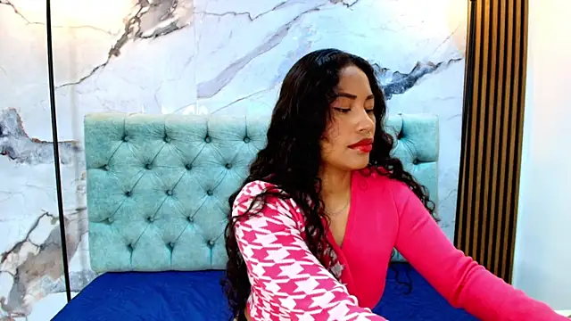 SaraVasquez  online show from 08/04/26, 11:35