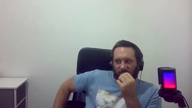 Snapshot of dadted chatting on 07/21/26, 05:21 dadted online show from 07/21/26, 05:21