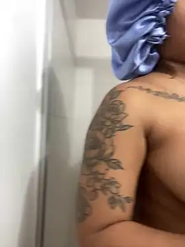 Snapshot of riri_brunnete chatting on 01/30/25, 12:37 riri brunnete online show from 01/30/25, 12:37