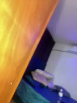 Snapshot of riri_brunnete chatting on 10/07/25, 04:53 riri brunnete online show from 10/07/25, 04:53