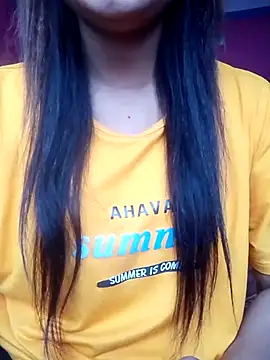 Snapshot of susmita58 chatting on 07/25/26, 03:37 susmita58 online show from 07/25/26, 03:37